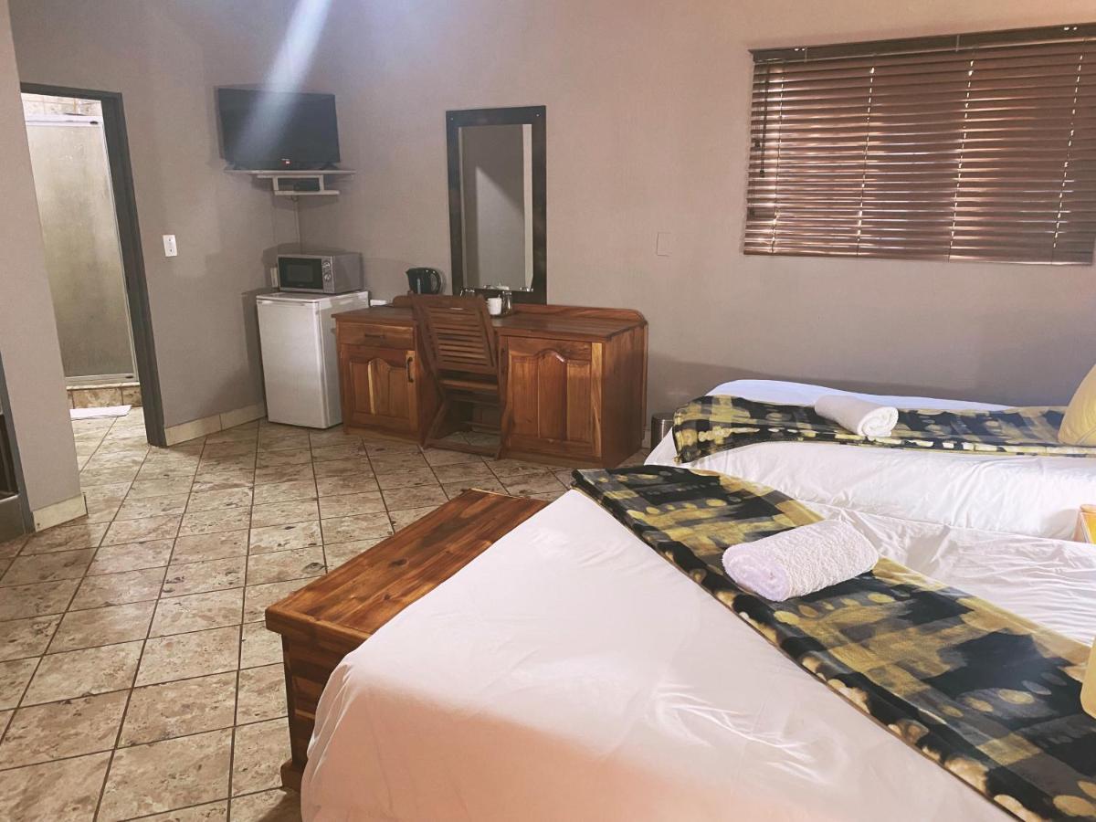 The Wilds Lodge Kuruman Exterior foto